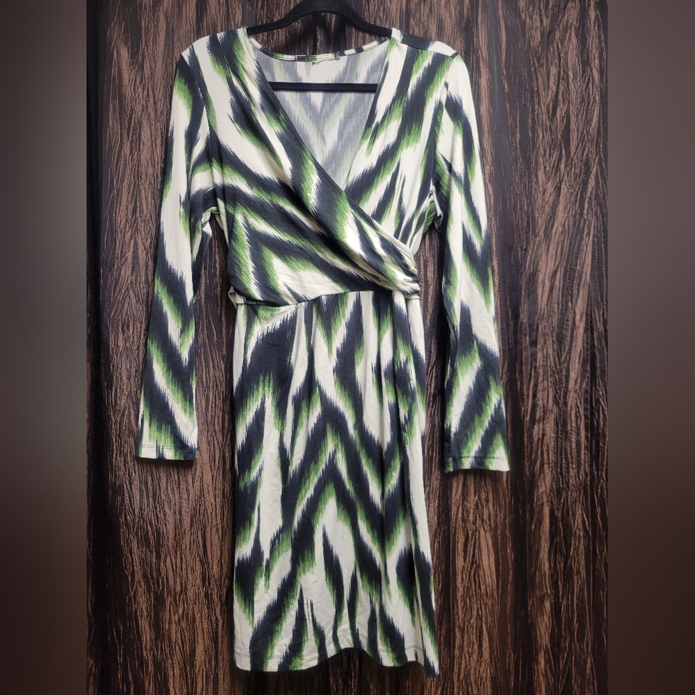 Stylish Green and Black Patterned Dress